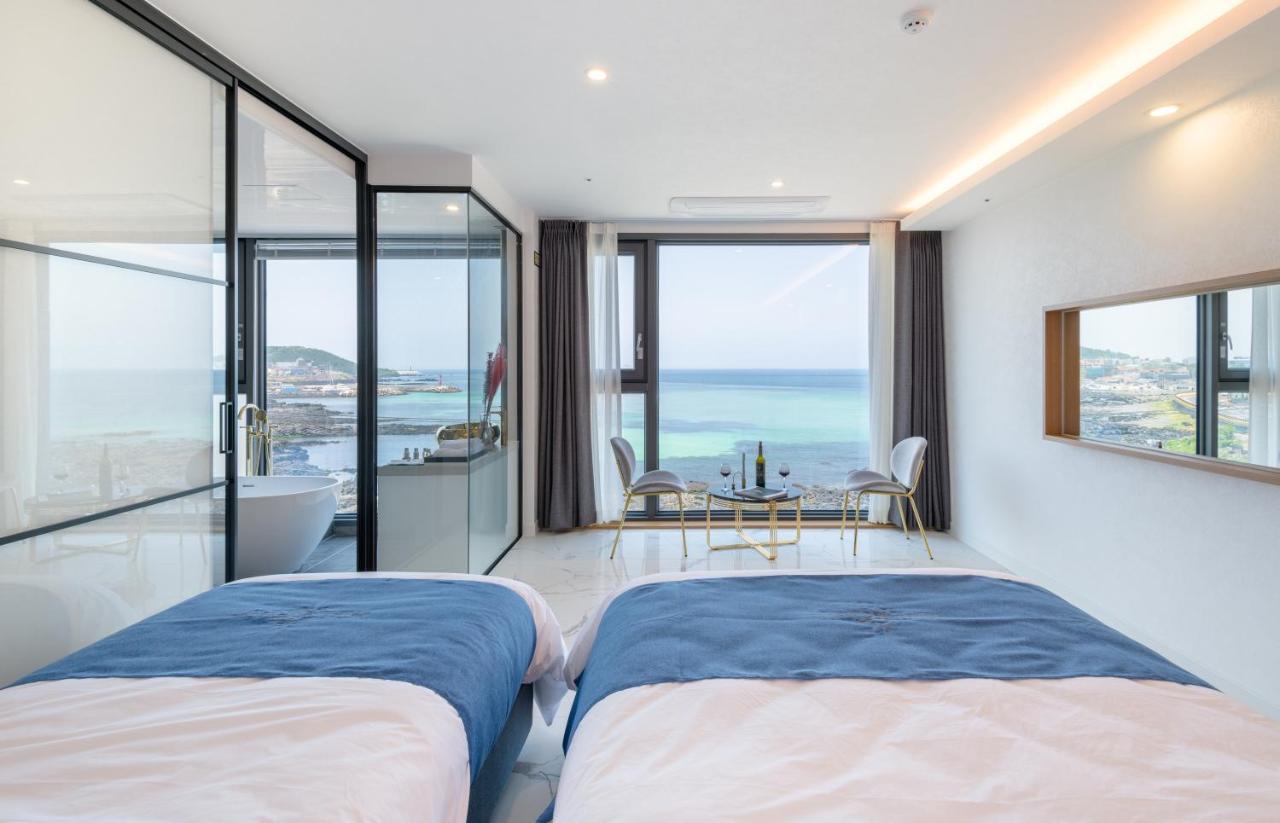 Hotel Mer Bleue Jeju Exterior photo